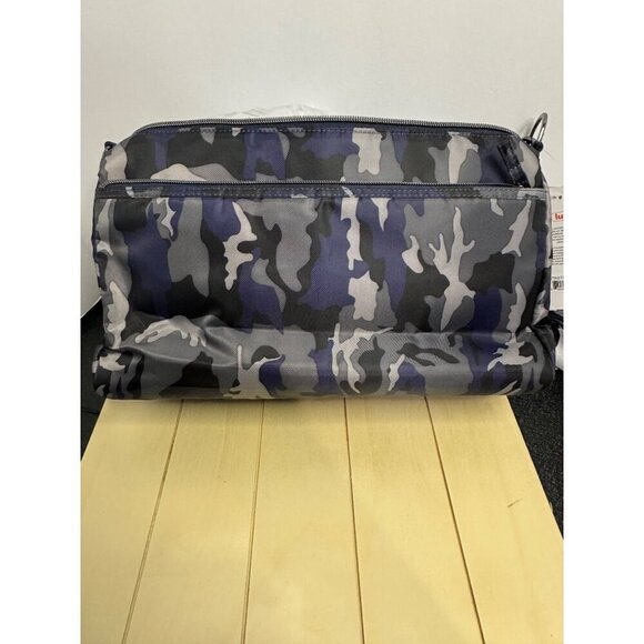 LUG STRETCH Crossbody Bag - NWT Camo Navy - Picture 5 of 6